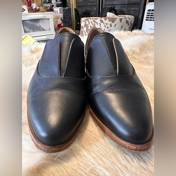 Nisolo - Picture 4 of 4